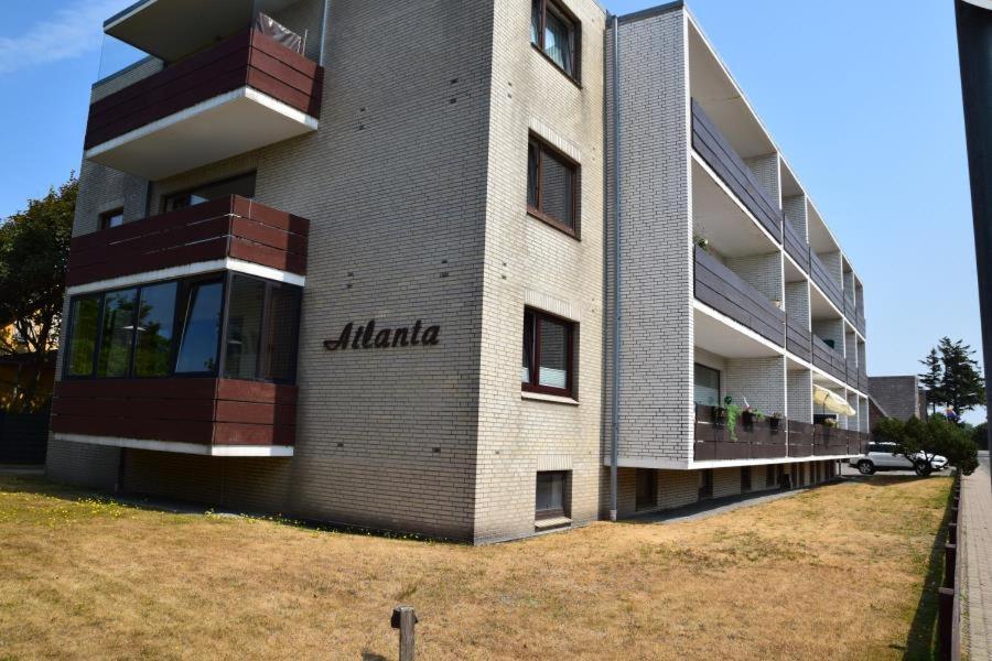 Moderne 2 Zimmerwohnung Mit Grossem Suedbalkon In Der Ersten Etage